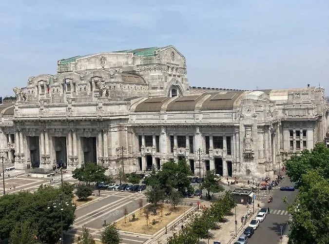 Ih Hotels Milano Centrale Guest House